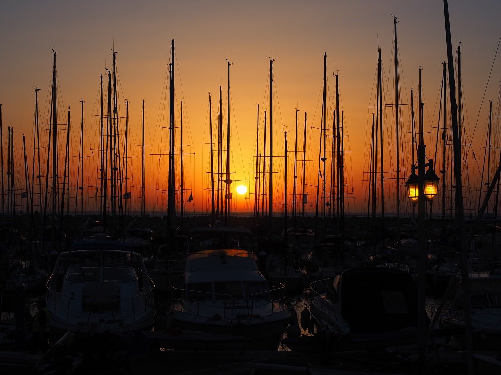 Marina, Marina, Marina...