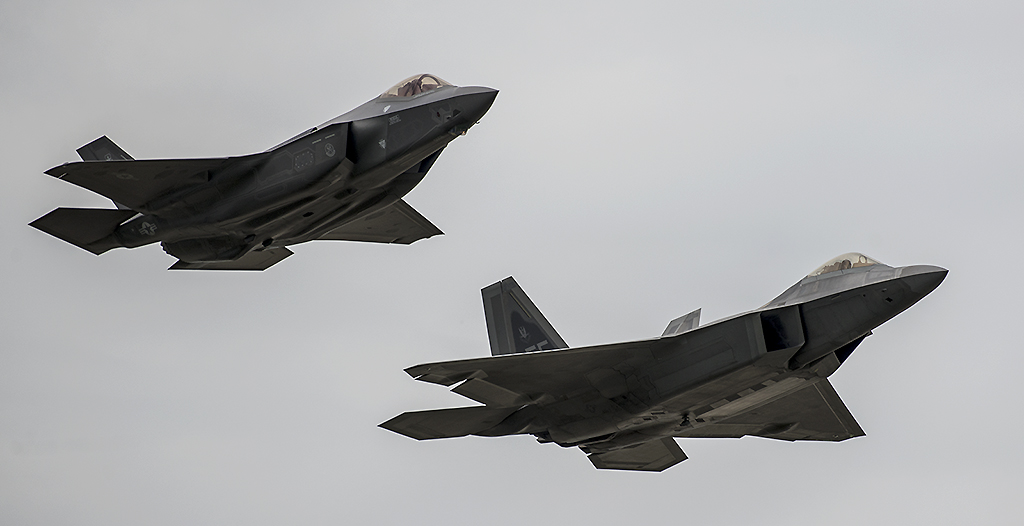 F-22A, F-35A