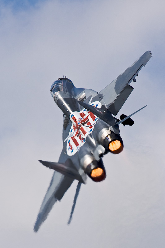 "Mj" MIG